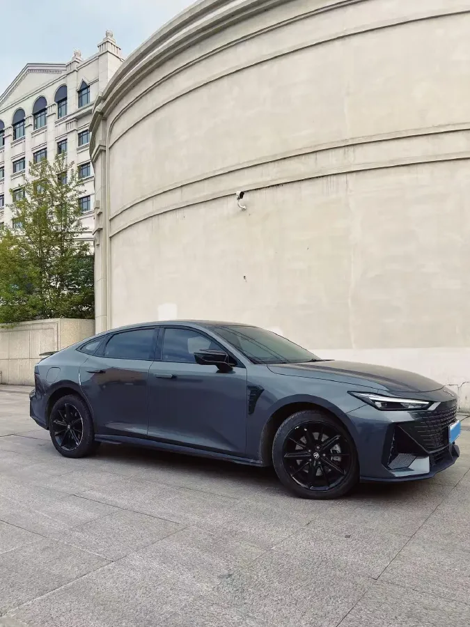 2023 ChangAn UNI-V iDD 1.5T 170HP L4 6TCT PHEV 18.4KWH,autocango,china used car exporter,china ev exporter,chinese used car exporter,chinese used ev exporter