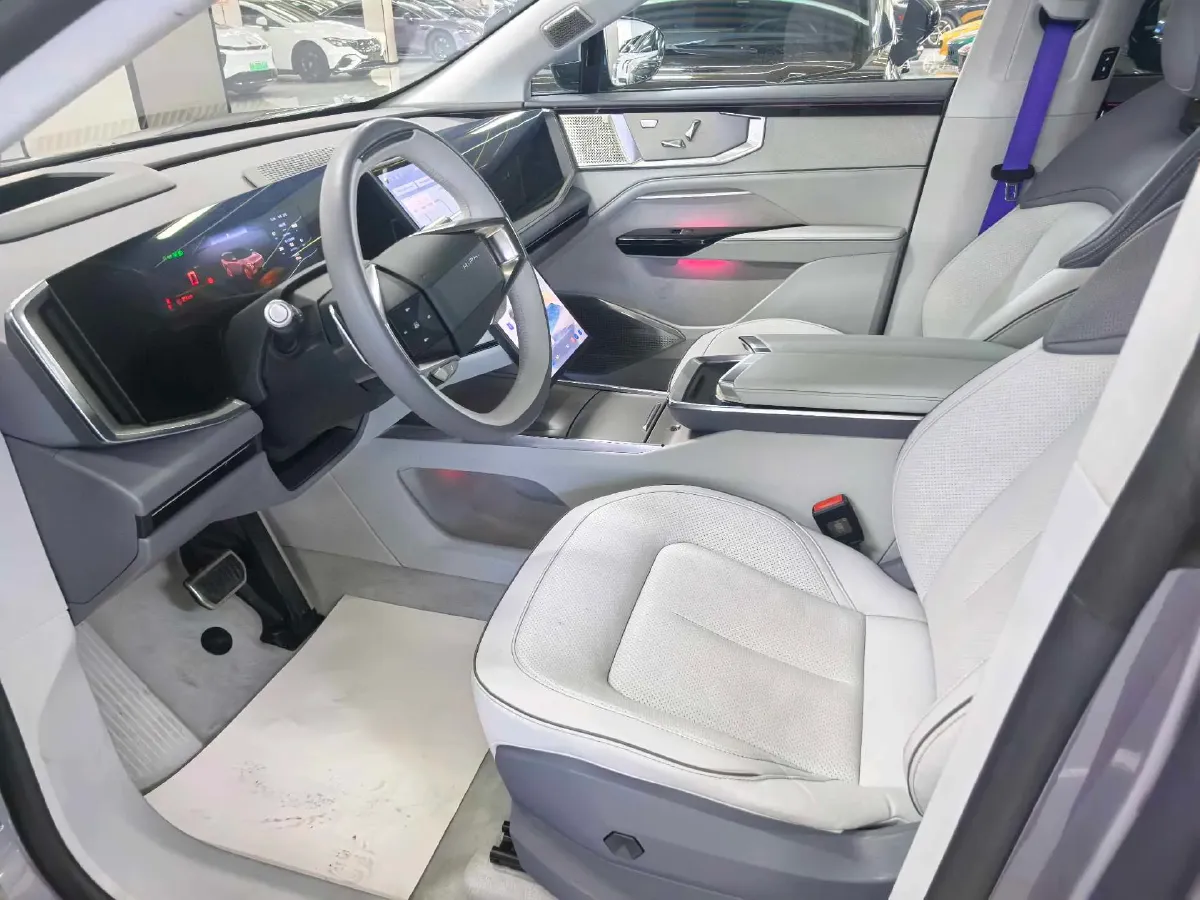 2023 HiPhi Y BEV 76.6KWH,autocango,china used car exporter,china ev exporter,chinese used car exporter,chinese used ev exporter