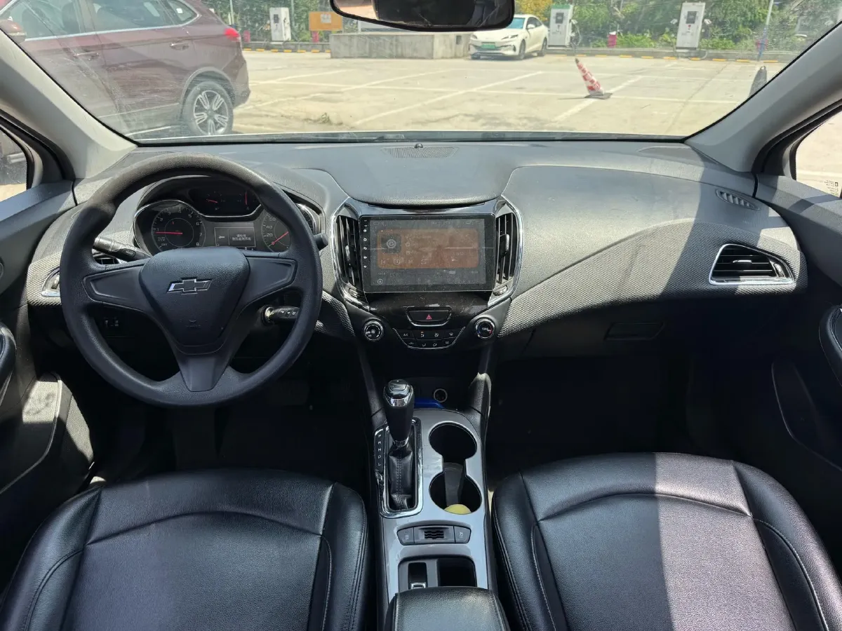 2018 Chevrolet Cruze 1.5L 114HP L4 6AT,autocango,china used car exporter,china ev exporter,chinese used car exporter,chinese used ev exporter