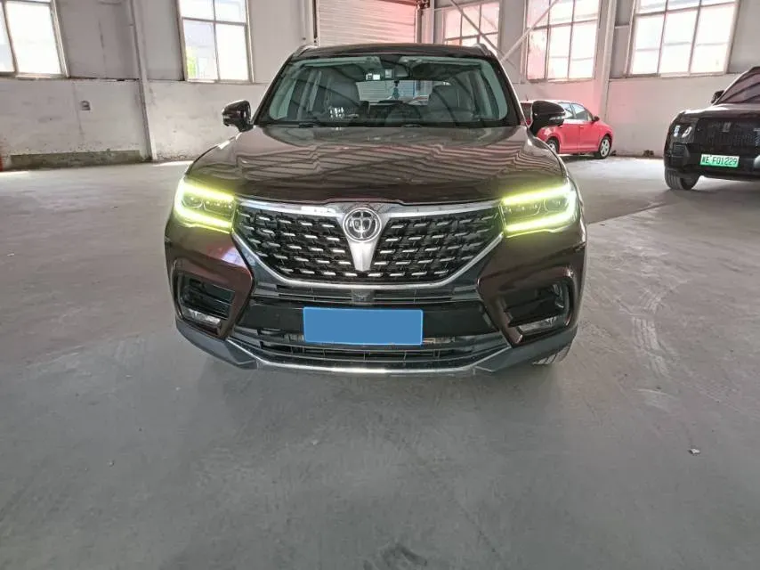 2018 Brilliance Auto V7 1.6T 204HP L4 7DCT,autocango,china used car exporter,china ev exporter,chinese used car exporter,chinese used ev exporter