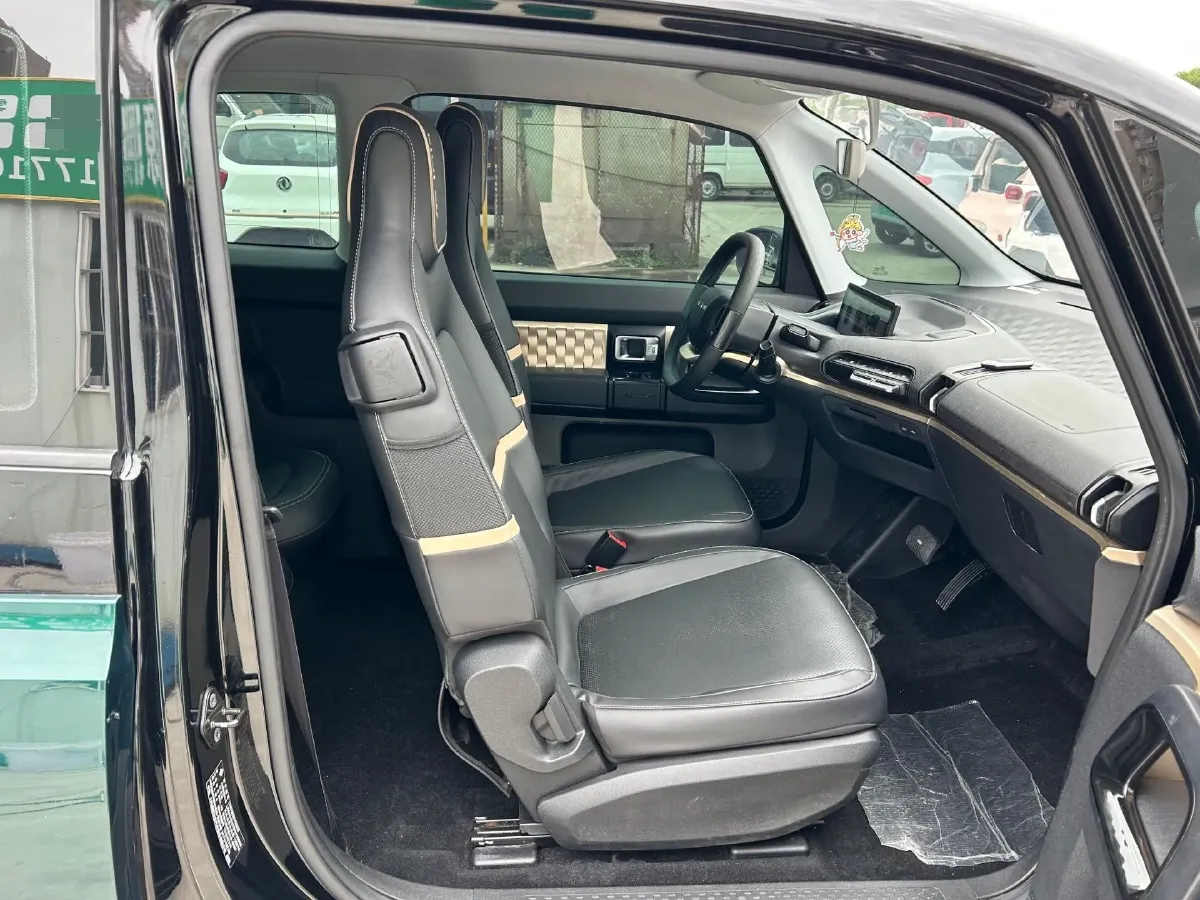 2021 BaoJun KiWi EV BEV 31.9KWH,autocango,china used car exporter,china ev exporter,chinese used car exporter,chinese used ev exporter