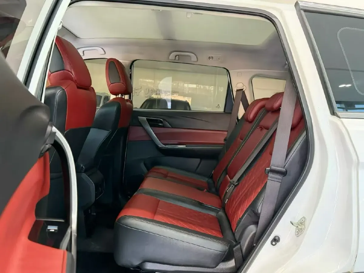 2020 DongFeng Forthing T5 1.5T 156HP L4 6AT,autocango,china used car exporter,china ev exporter,chinese used car exporter,chinese used ev exporter
