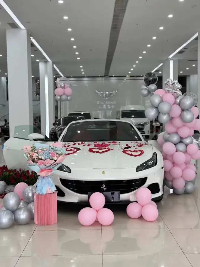 2021 Ferrari Portofino 3.9T 620HP V8 8DCT,autocango,china used car exporter,china ev exporter,chinese used car exporter,chinese used ev exporter