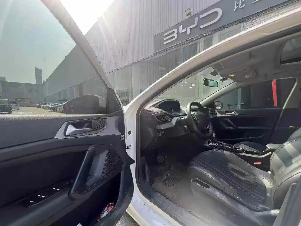 2022 Peugeot 408 1.6T 170HP L4 6AT,autocango,china used car exporter,china ev exporter,chinese used car exporter,chinese used ev exporter