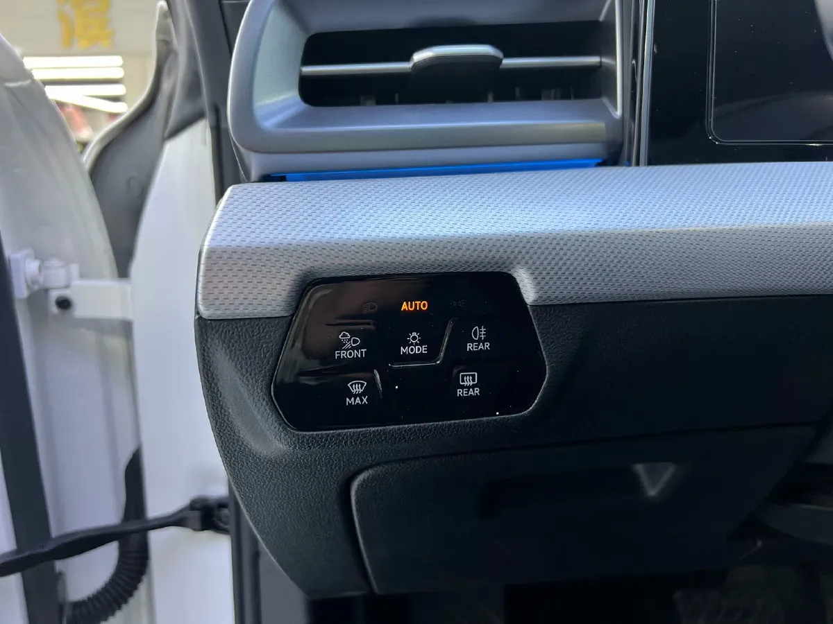 2023 Volkswagen Lamando 1.4T 150HP L4 7DCT,autocango,china used car exporter,china ev exporter,chinese used car exporter,chinese used ev exporter