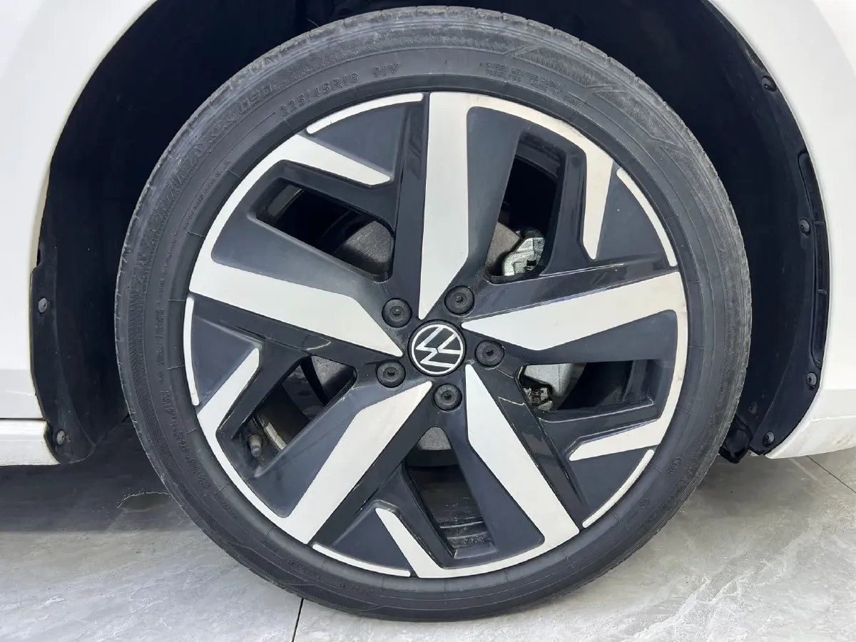 2023 Volkswagen Lamando 1.4T 150HP L4 7DCT,autocango,china used car exporter,china ev exporter,chinese used car exporter,chinese used ev exporter