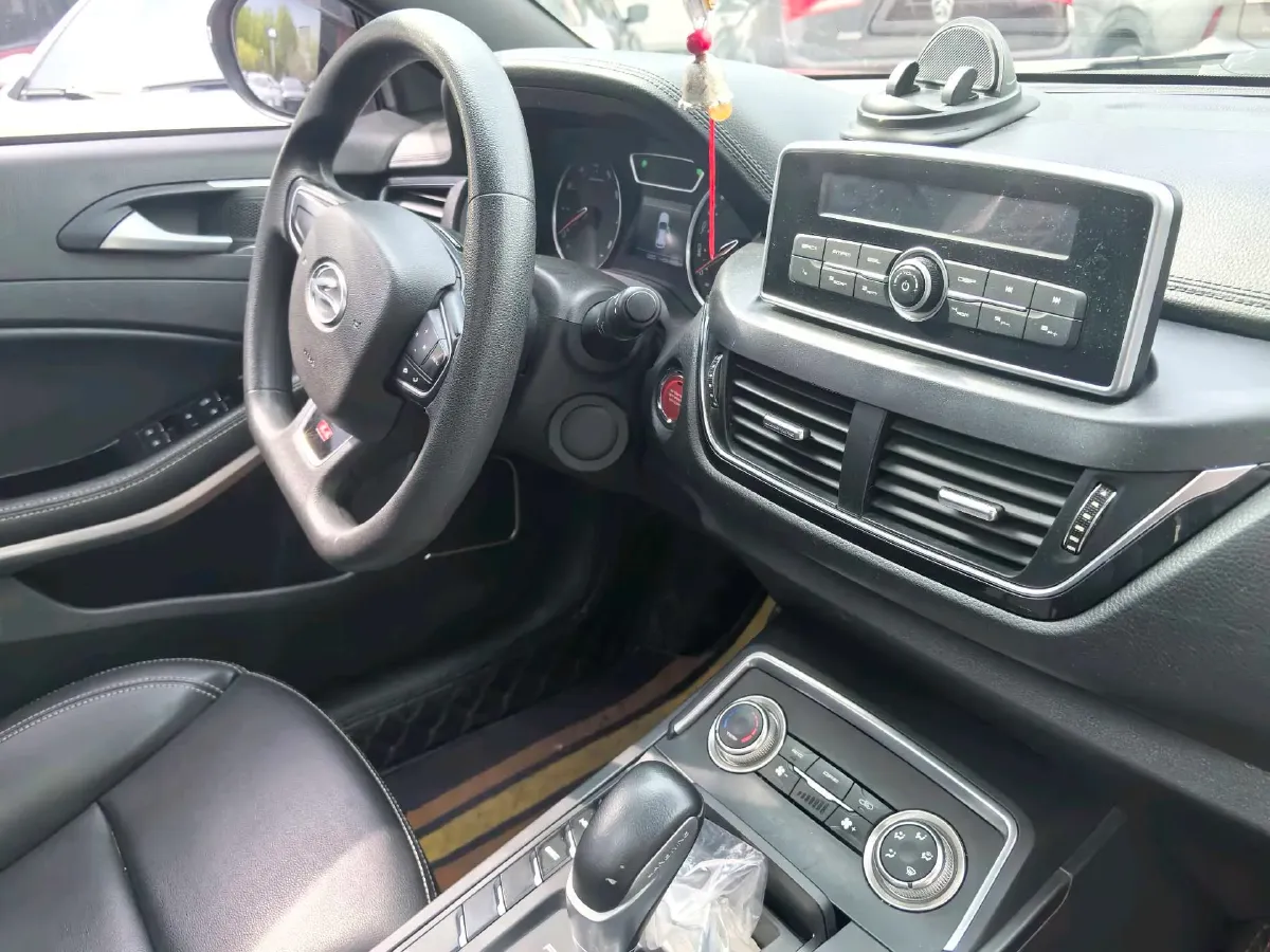 2018 Landwind XiaoYao 1.5T 163HP L4 CVT,autocango,china used car exporter,china ev exporter,chinese used car exporter,chinese used ev exporter