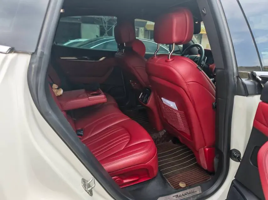 2021 Maserati Levante 3.0T 350HP V6 8AT,autocango,china used car exporter,china ev exporter,chinese used car exporter,chinese used ev exporter