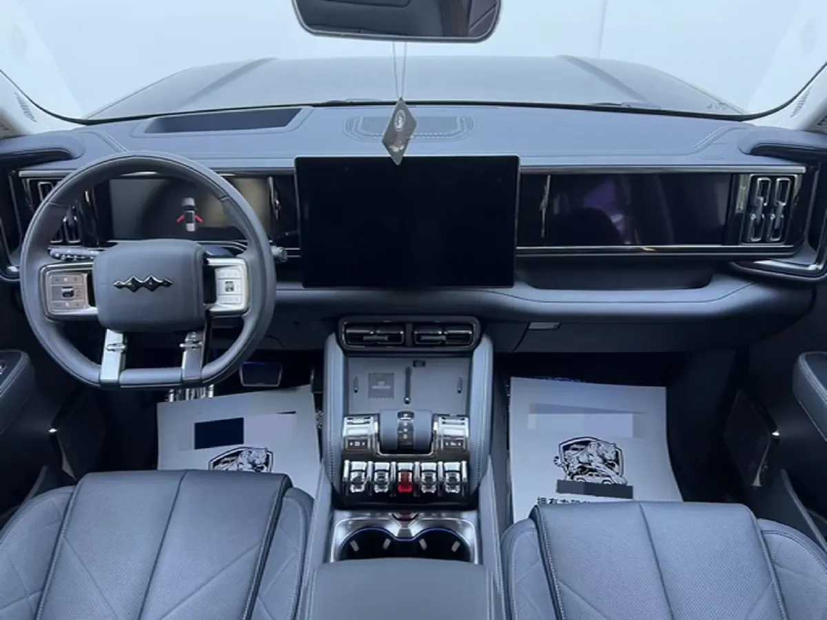 2023 FangChengBao Bao 5 1.5T 194HP L4 E-CVT PHEV 31.8KWH,autocango,china used car exporter,china ev exporter,chinese used car exporter,chinese used ev exporter
