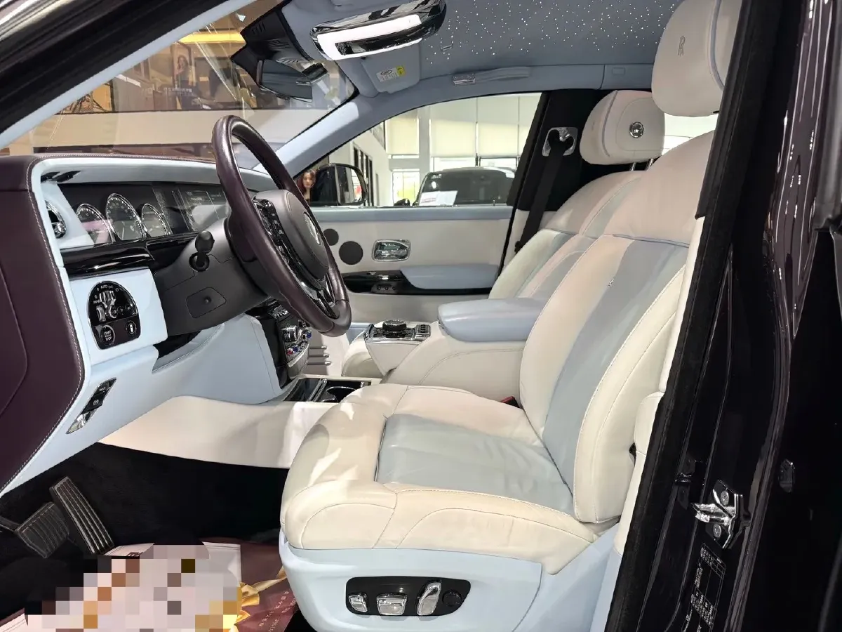 2018 Rolls-Royce Phantom 6.7T 571HP V12 8AT,autocango,china used car exporter,china ev exporter,chinese used car exporter,chinese used ev exporter