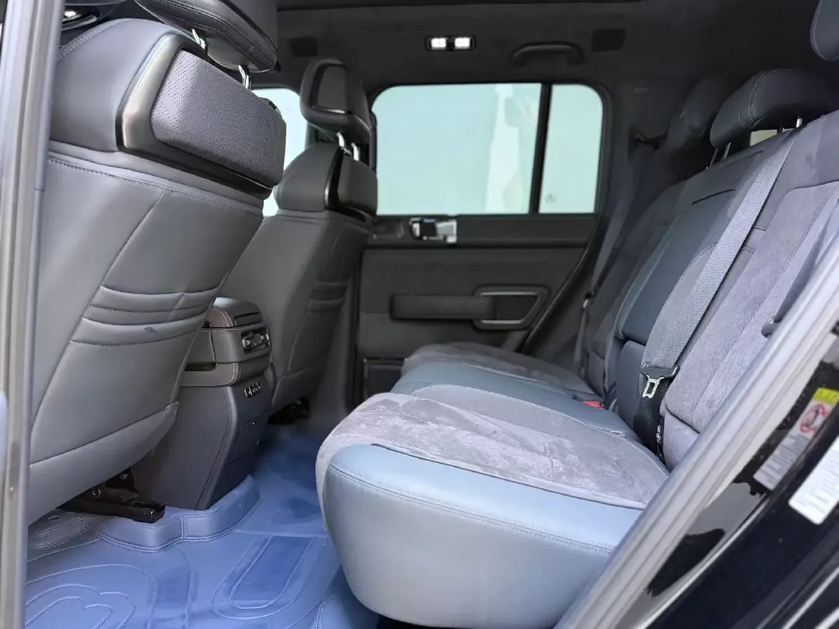 2023 FangChengBao Bao 5 1.5T 194HP L4 E-CVT PHEV 31.8KWH,autocango,china used car exporter,china ev exporter,chinese used car exporter,chinese used ev exporter