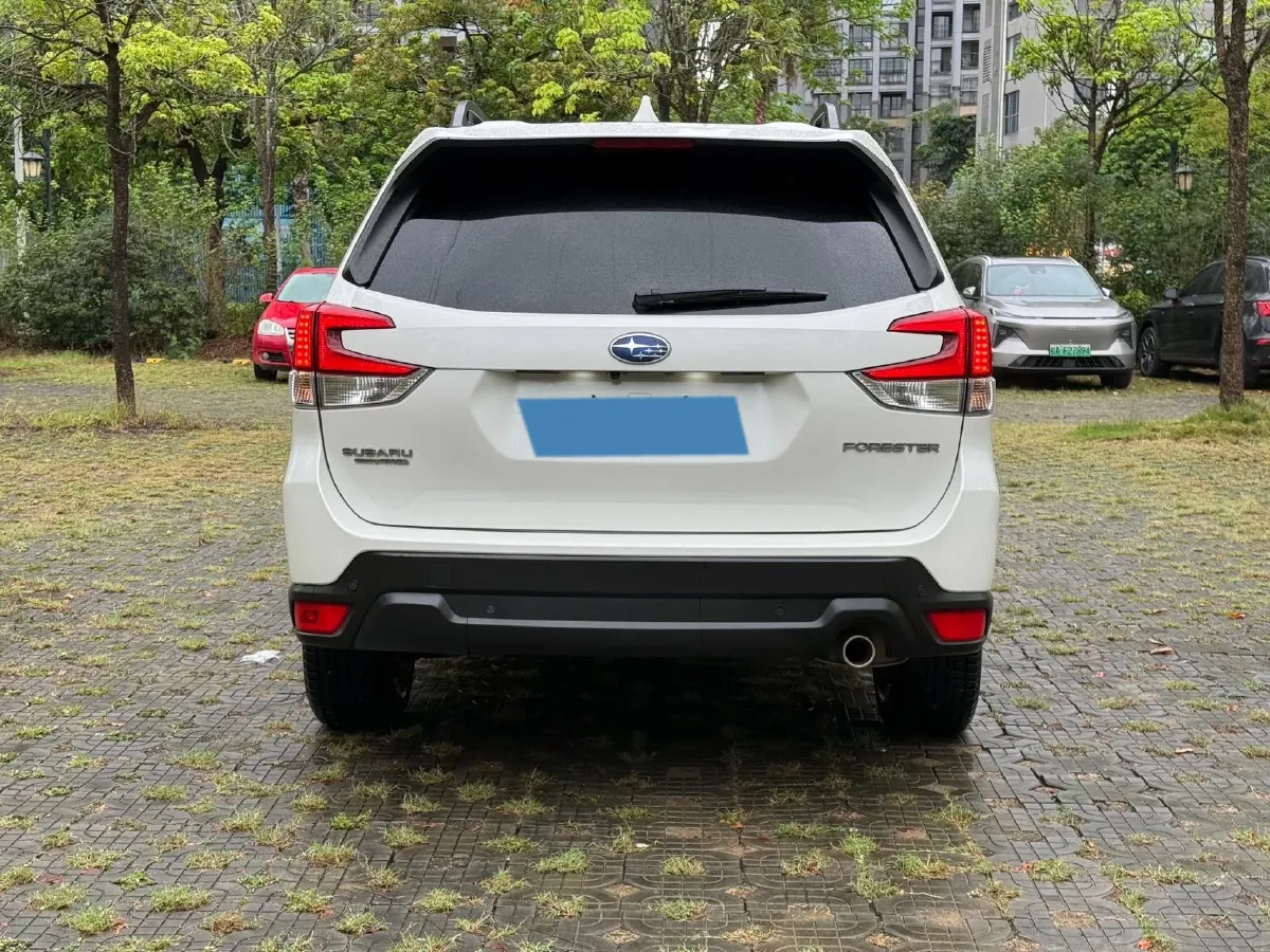 2022 Subaru Forester 2.0L 154HP H4 CVT,autocango,china used car exporter,china ev exporter,chinese used car exporter,chinese used ev exporter