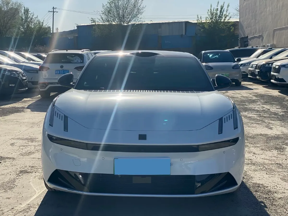 2025 LYNK&CO 10 EM-P 1.5T 163HP L4 3DHT PHEV,autocango,china used car exporter,china ev exporter,chinese used car exporter,chinese used ev exporter