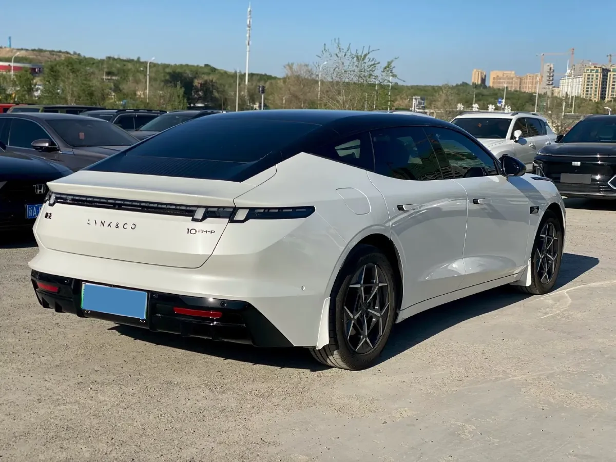 2025 LYNK&CO 10 EM-P 1.5T 163HP L4 3DHT PHEV,autocango,china used car exporter,china ev exporter,chinese used car exporter,chinese used ev exporter