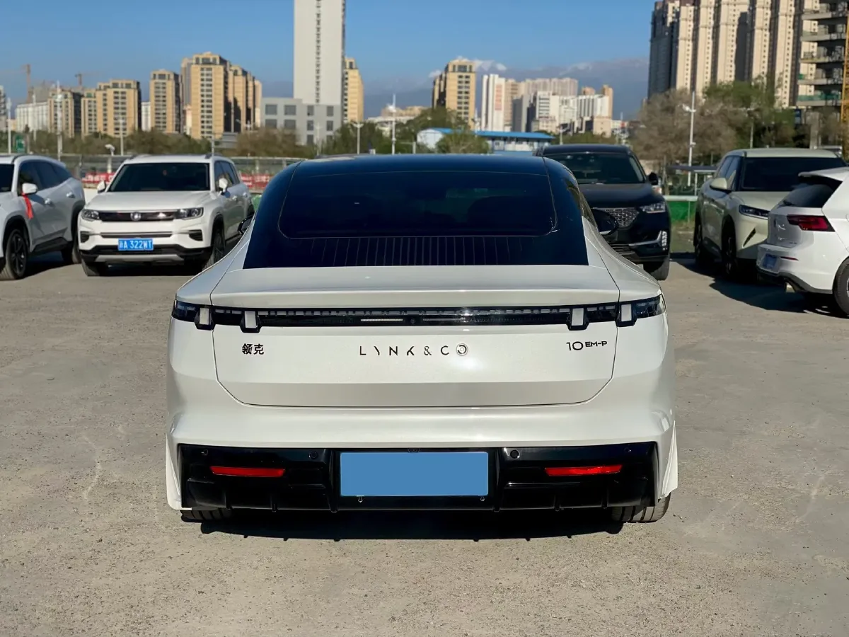 2025 LYNK&CO 10 EM-P 1.5T 163HP L4 3DHT PHEV,autocango,china used car exporter,china ev exporter,chinese used car exporter,chinese used ev exporter