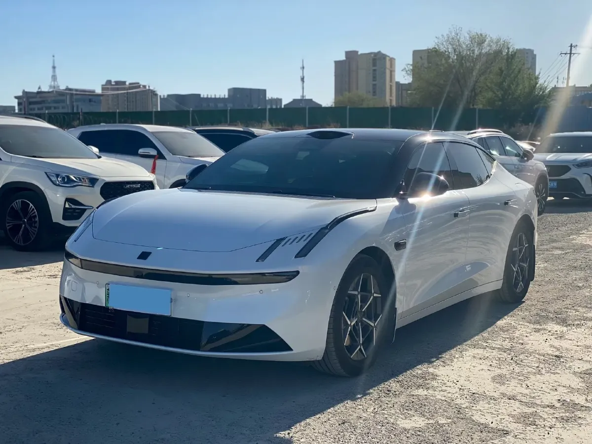 2025 LYNK&CO 10 EM-P 1.5T 163HP L4 3DHT PHEV,autocango,china used car exporter,china ev exporter,chinese used car exporter,chinese used ev exporter