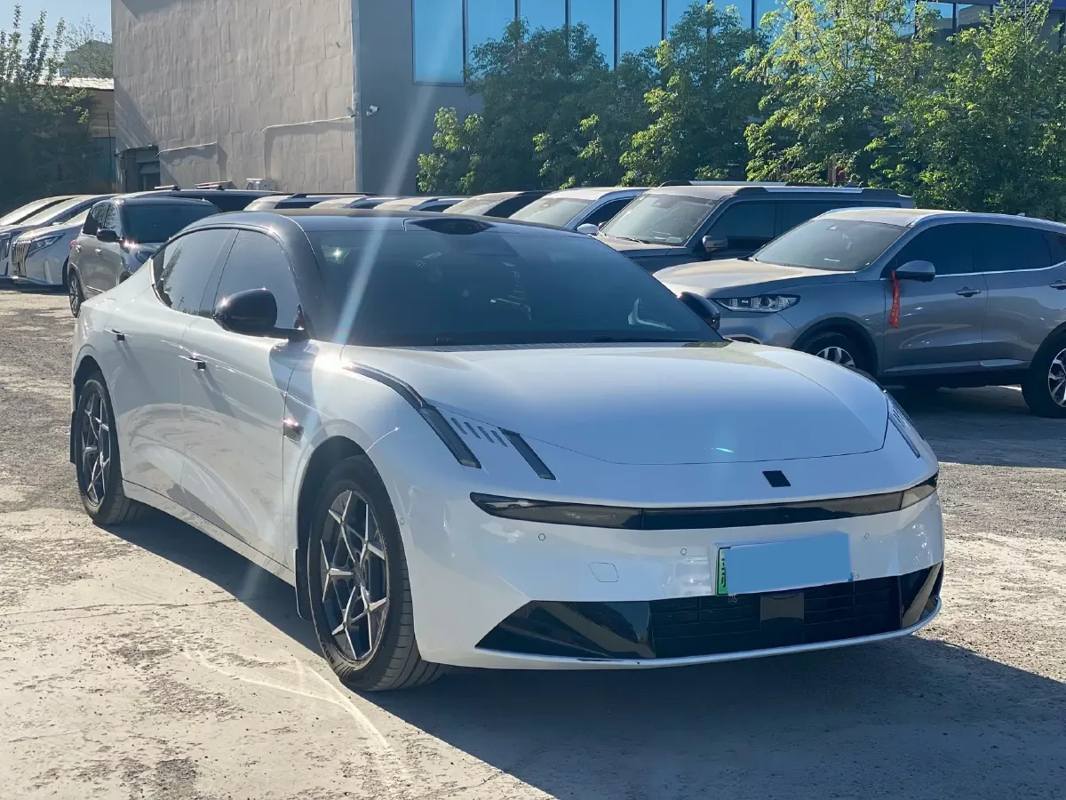 2025 LYNK&CO 10 EM-P 1.5T 163HP L4 3DHT PHEV,autocango,china used car exporter,china ev exporter,chinese used car exporter,chinese used ev exporter