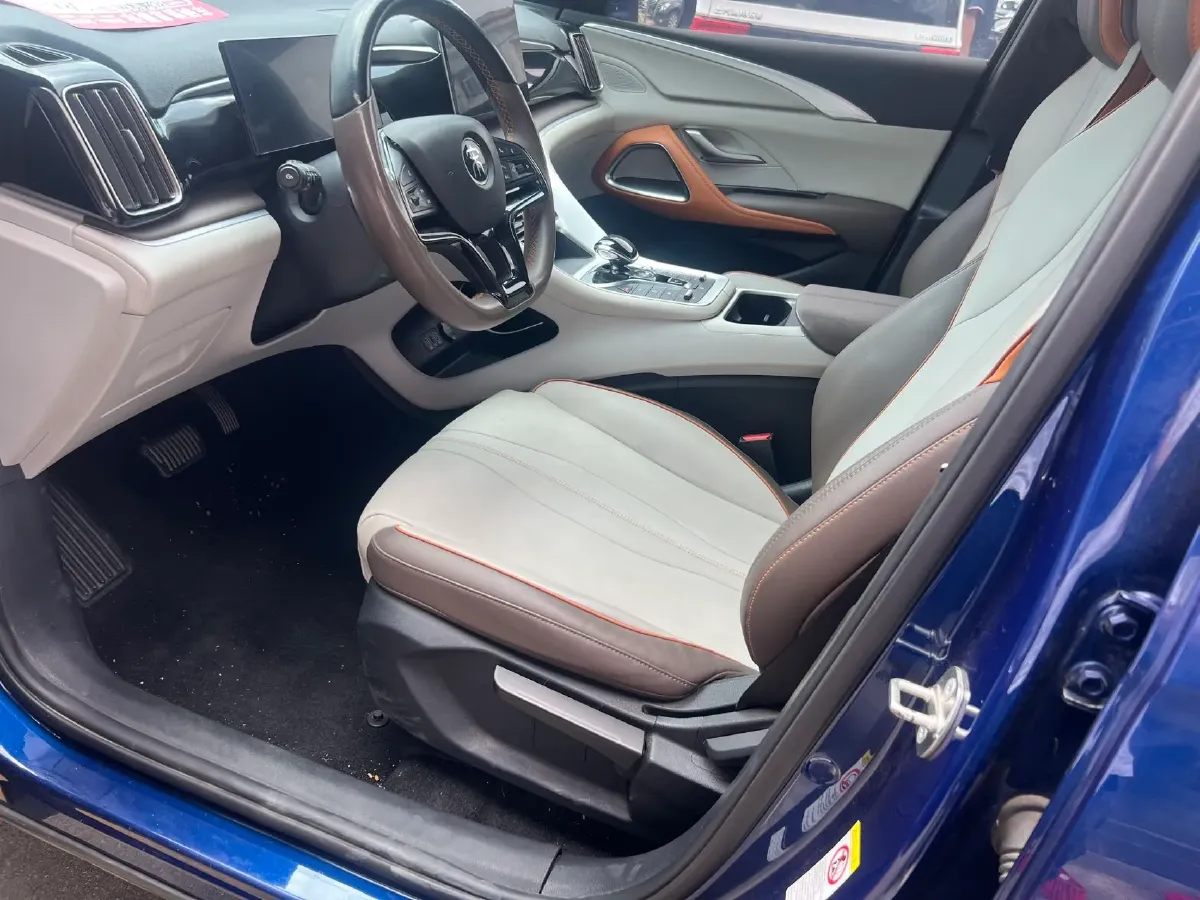 2022 Ruichi Auto EC31 BEV 41.932KWH,autocango,china used car exporter,china ev exporter,chinese used car exporter,chinese used ev exporter