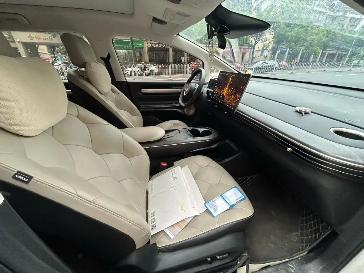 2023 BaoJun Cloud BEV 50.6KWH,autocango,china used car exporter,china ev exporter,chinese used car exporter,chinese used ev exporter