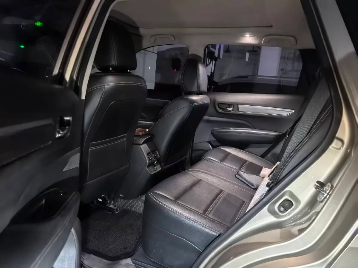 2018 Renault Koleos 2.5L 186HP L4 CVT,autocango,china used car exporter,china ev exporter,chinese used car exporter,chinese used ev exporter