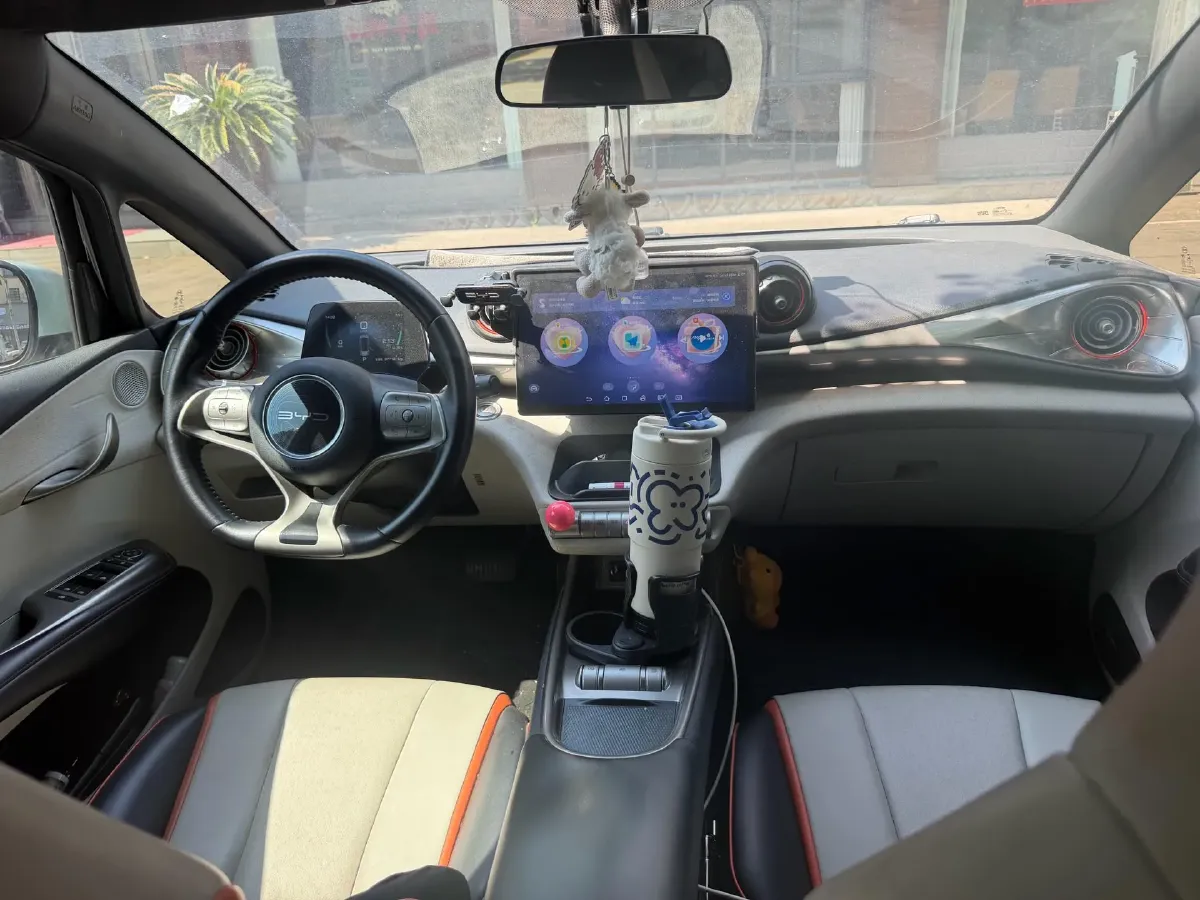 2021 Ford Escort 1.5L 122HP L3 6AT,autocango,china used car exporter,china ev exporter,chinese used car exporter,chinese used ev exporter