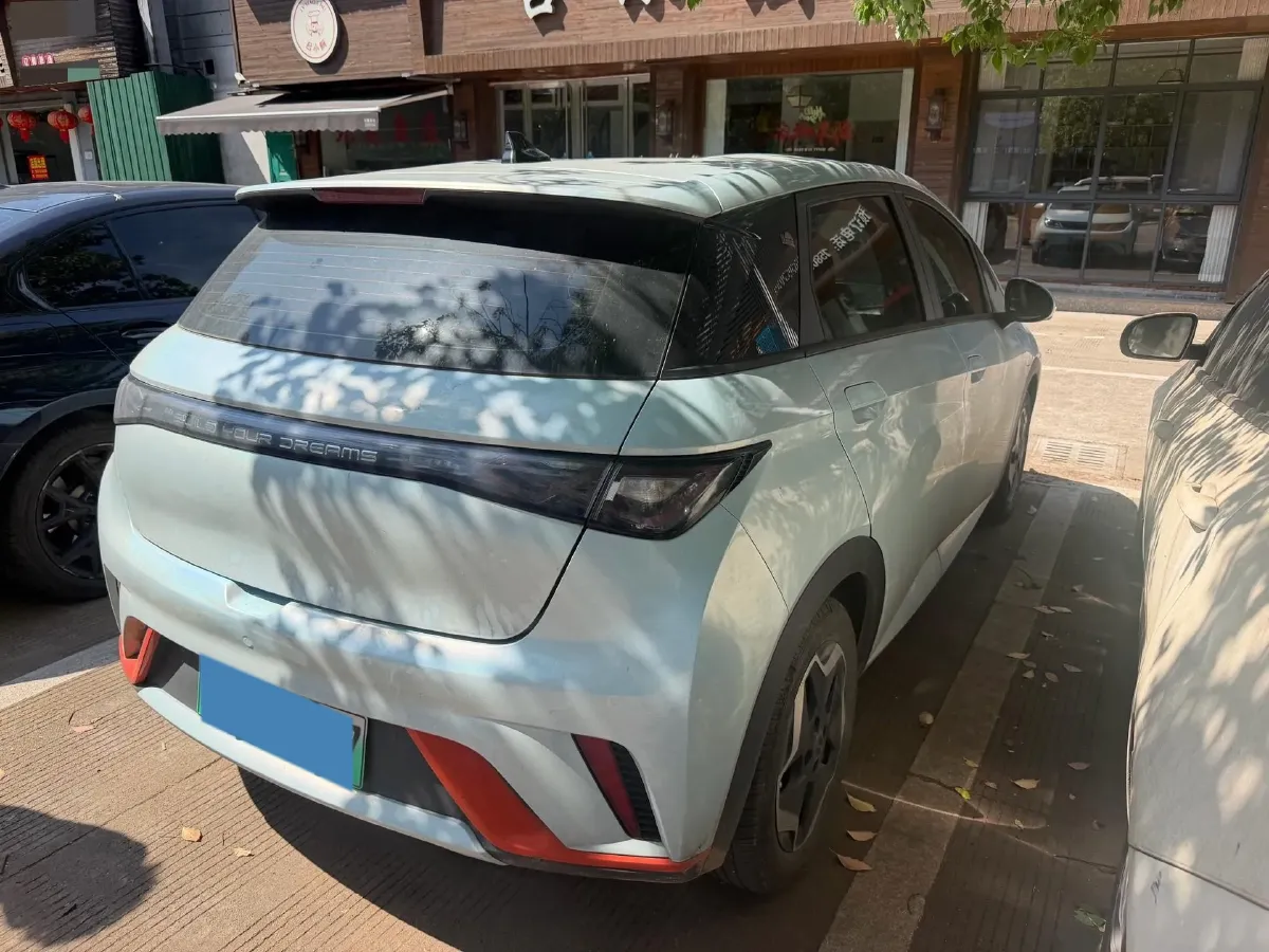 2021 Ford Escort 1.5L 122HP L3 6AT,autocango,china used car exporter,china ev exporter,chinese used car exporter,chinese used ev exporter