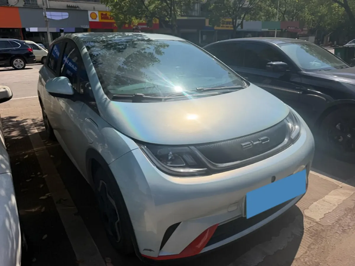 2021 Ford Escort 1.5L 122HP L3 6AT,autocango,china used car exporter,china ev exporter,chinese used car exporter,chinese used ev exporter