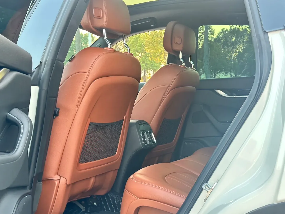 2019 Maserati Levante 3.0T 350HP V6 8AT,autocango,china used car exporter,china ev exporter,chinese used car exporter,chinese used ev exporter