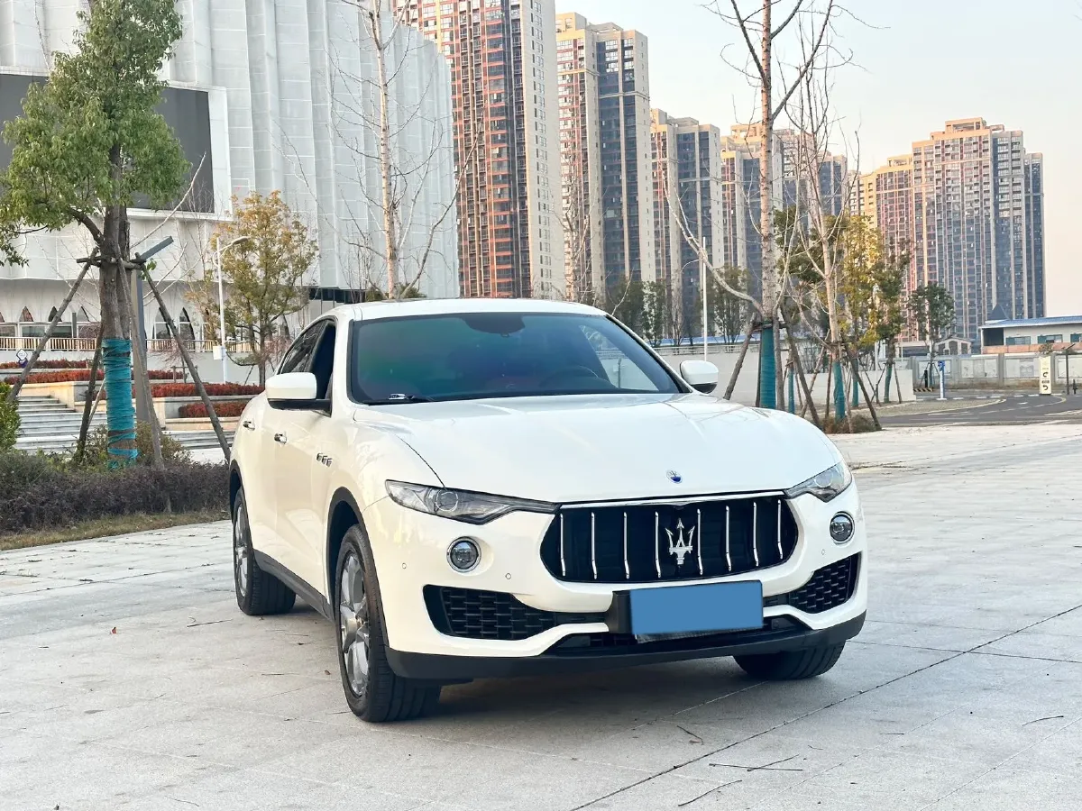 2019 Maserati Levante 3.0T 350HP V6 8AT,autocango,china used car exporter,china ev exporter,chinese used car exporter,chinese used ev exporter