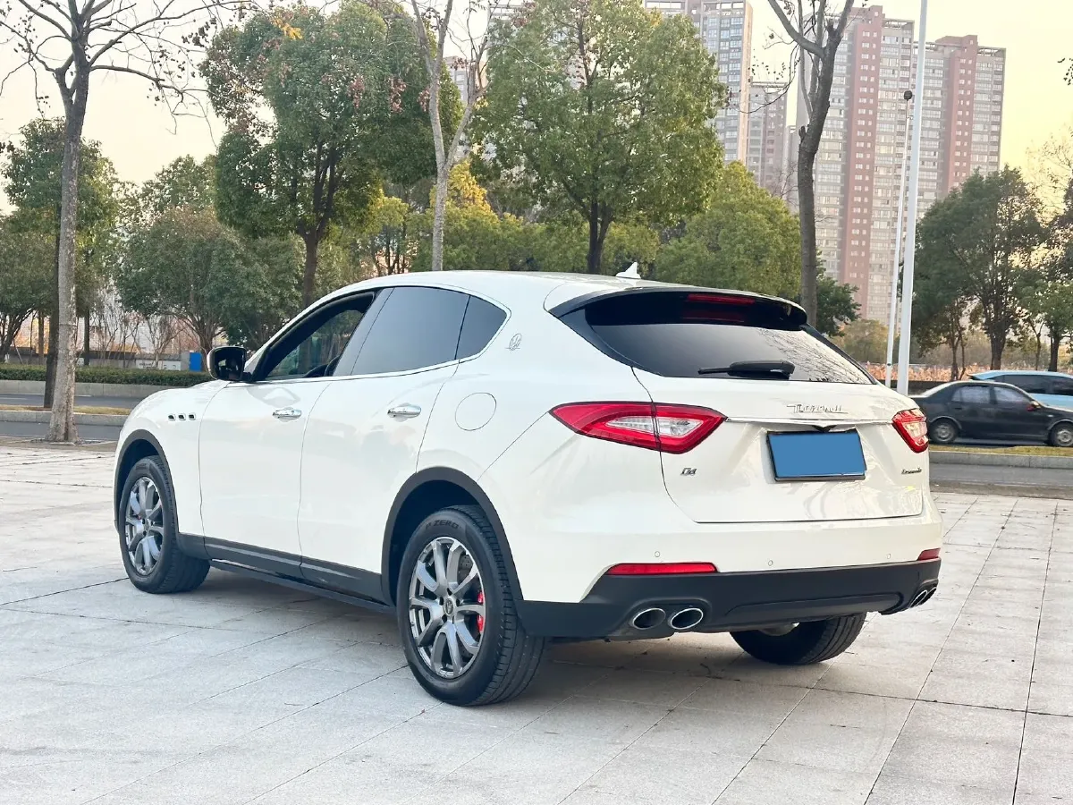 2019 Maserati Levante 3.0T 350HP V6 8AT,autocango,china used car exporter,china ev exporter,chinese used car exporter,chinese used ev exporter