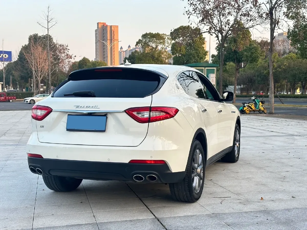 2019 Maserati Levante 3.0T 350HP V6 8AT,autocango,china used car exporter,china ev exporter,chinese used car exporter,chinese used ev exporter
