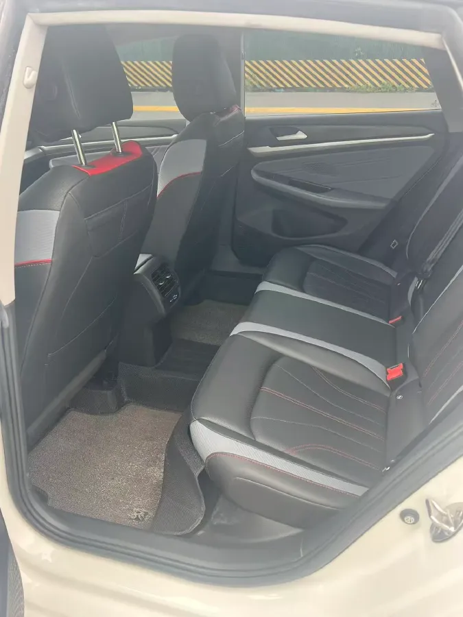 2022 Jetour DASHING i-DM 1.5T 156HP L4 3DHT PHEV 19.27KWH,autocango,china used car exporter,china ev exporter,chinese used car exporter,chinese used ev exporter