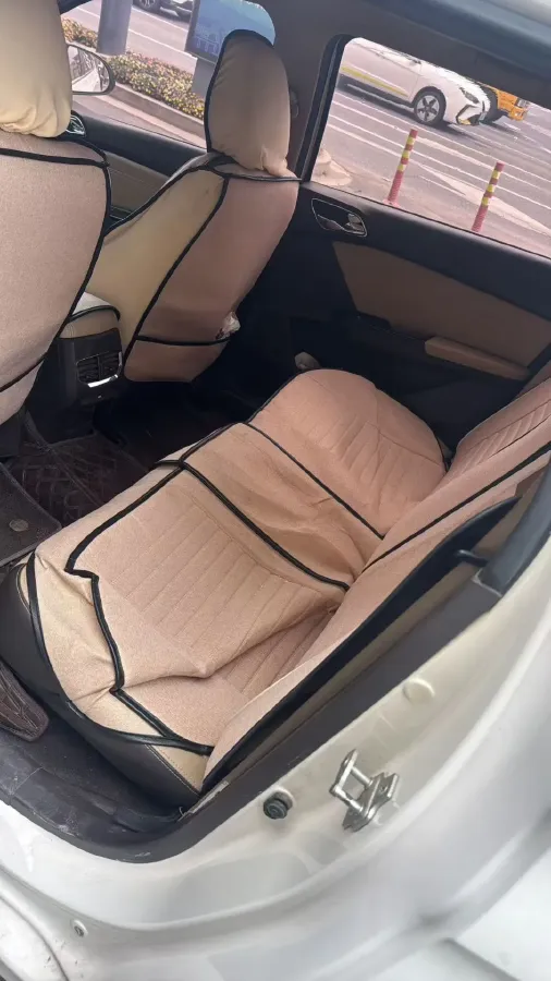 2017 BaoJun 310W 1.5L 112HP L4 6MT,autocango,china used car exporter,china ev exporter,chinese used car exporter,chinese used ev exporter
