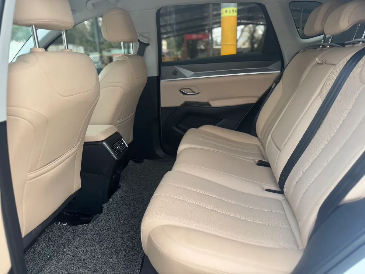 2024 BYD SongL DM-i 1.5L 101HP L4 E-CVT PHEV 12.9KWH,autocango,china used car exporter,china ev exporter,chinese used car exporter,chinese used ev exporter