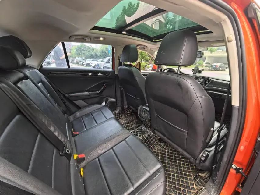 2018 Borgward BX7 2.0T 224HP L4 6AT,autocango,china used car exporter,china ev exporter,chinese used car exporter,chinese used ev exporter