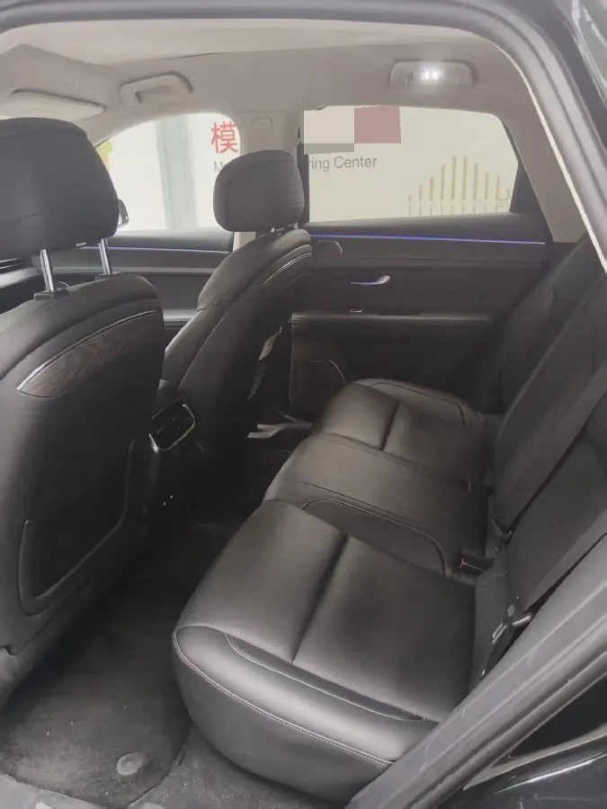 2022 Isuzu Mu-X 2.0T 220HP L4 8AT,autocango,china used car exporter,china ev exporter,chinese used car exporter,chinese used ev exporter
