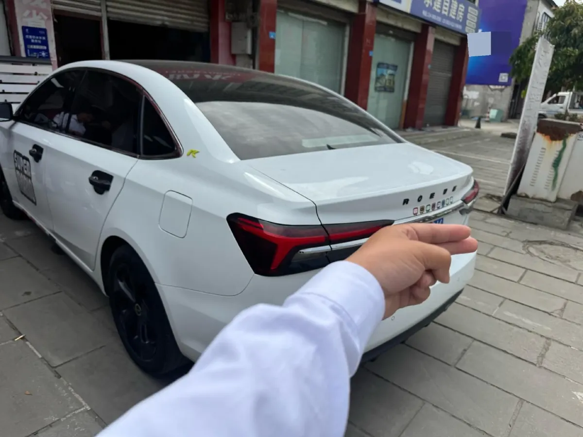 2020 Roewe i6 MAX 1.5T 173HP L4 7DCT,autocango,china used car exporter,china ev exporter,chinese used car exporter,chinese used ev exporter