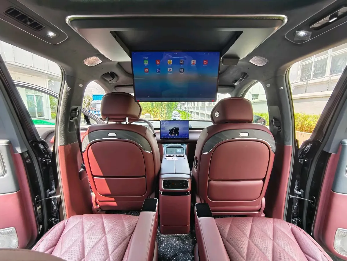 2026 Voyah TaiShan 1.5T 150HP L4 PHEV,autocango,china used car exporter,china ev exporter,chinese used car exporter,chinese used ev exporter