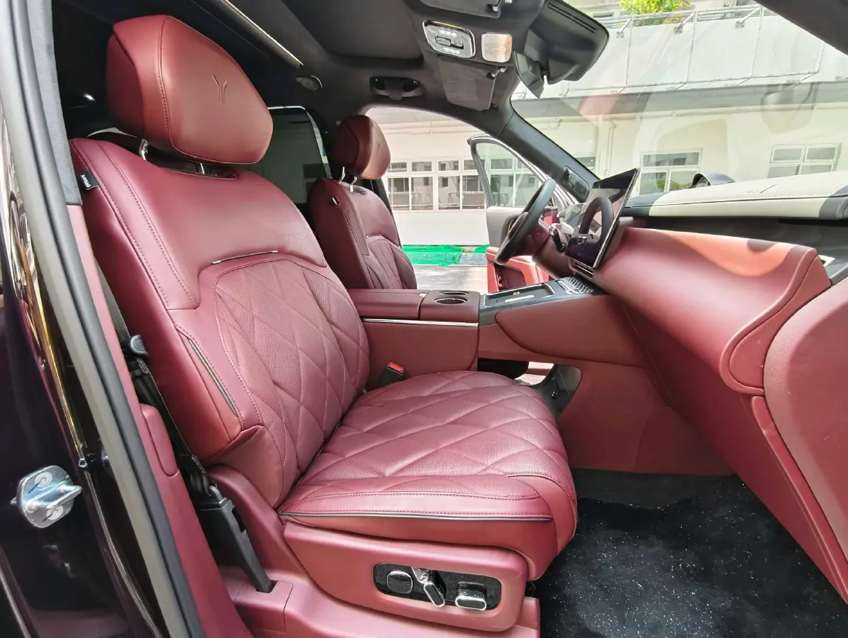 2026 Voyah TaiShan 1.5T 150HP L4 PHEV,autocango,china used car exporter,china ev exporter,chinese used car exporter,chinese used ev exporter