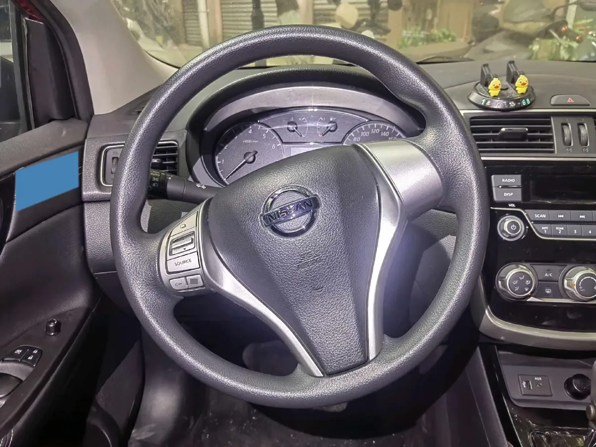 2023 Nissan Tiida 1.6L 122HP L4 CVT,autocango,china used car exporter,china ev exporter,chinese used car exporter,chinese used ev exporter