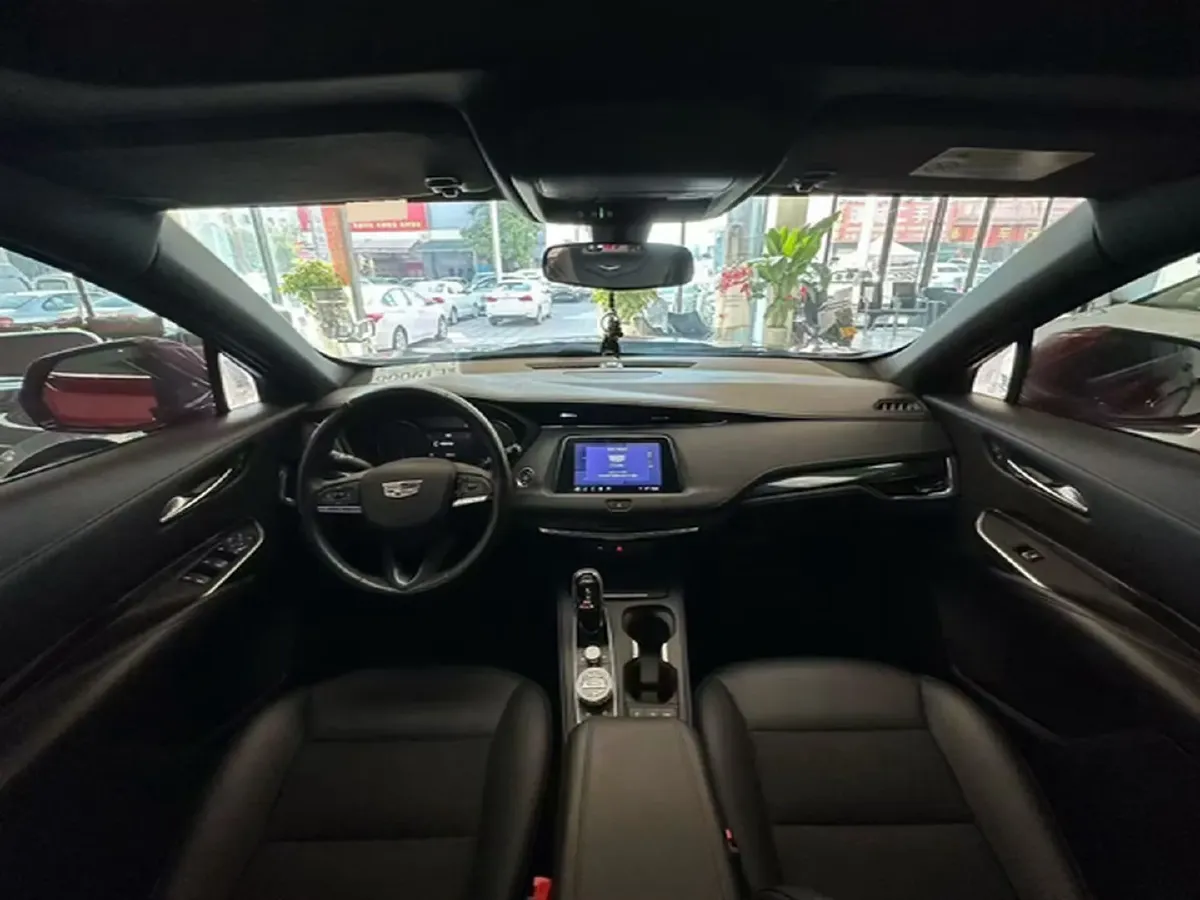 2021 Cadillac XT4 2.0T 237HP L4 9AT,autocango,china used car exporter,china ev exporter,chinese used car exporter,chinese used ev exporter