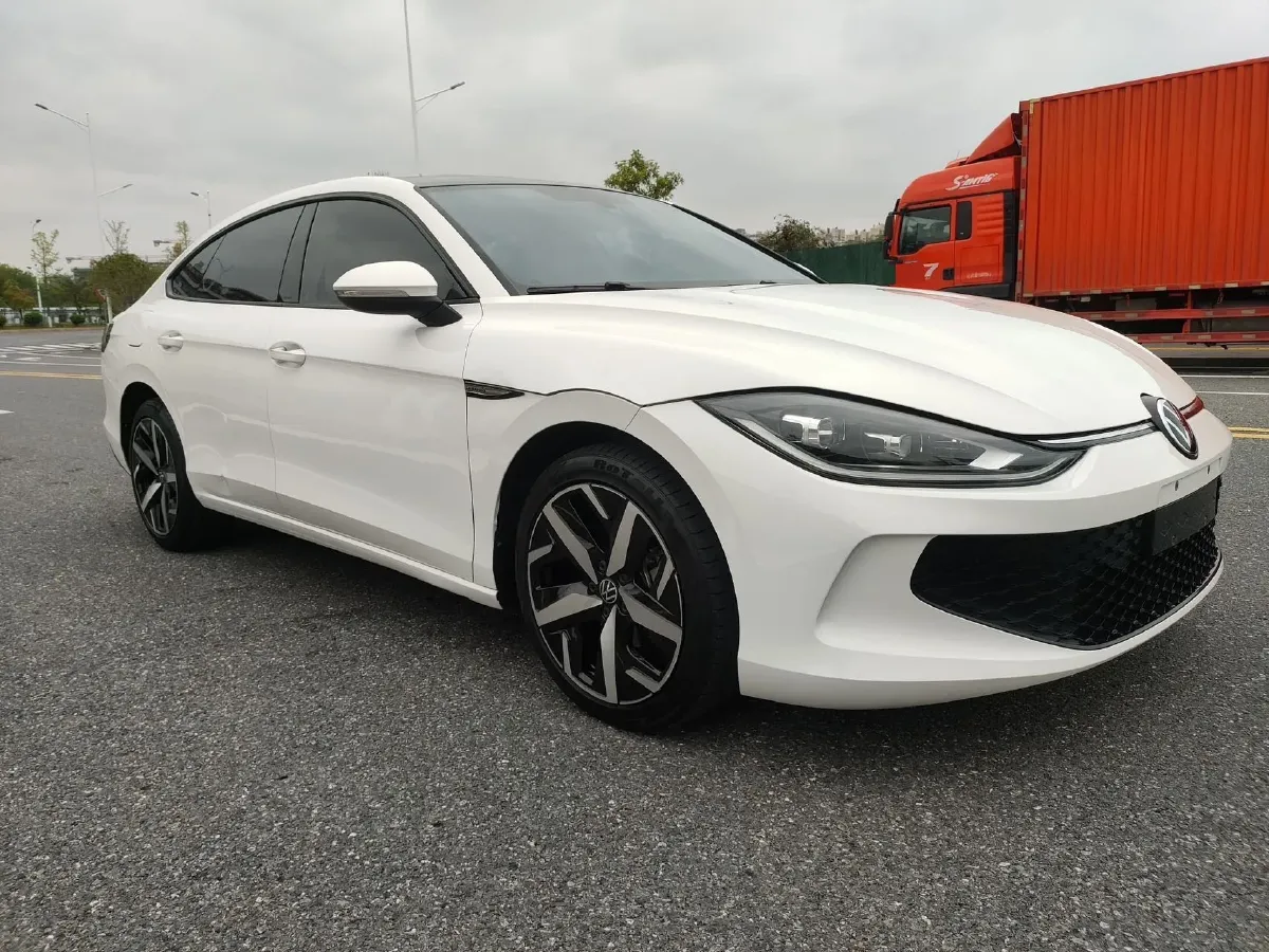 2022 Jetour DASHING i-DM 1.5T 156HP L4 3DHT PHEV 19.27KWH,autocango,china used car exporter,china ev exporter,chinese used car exporter,chinese used ev exporter