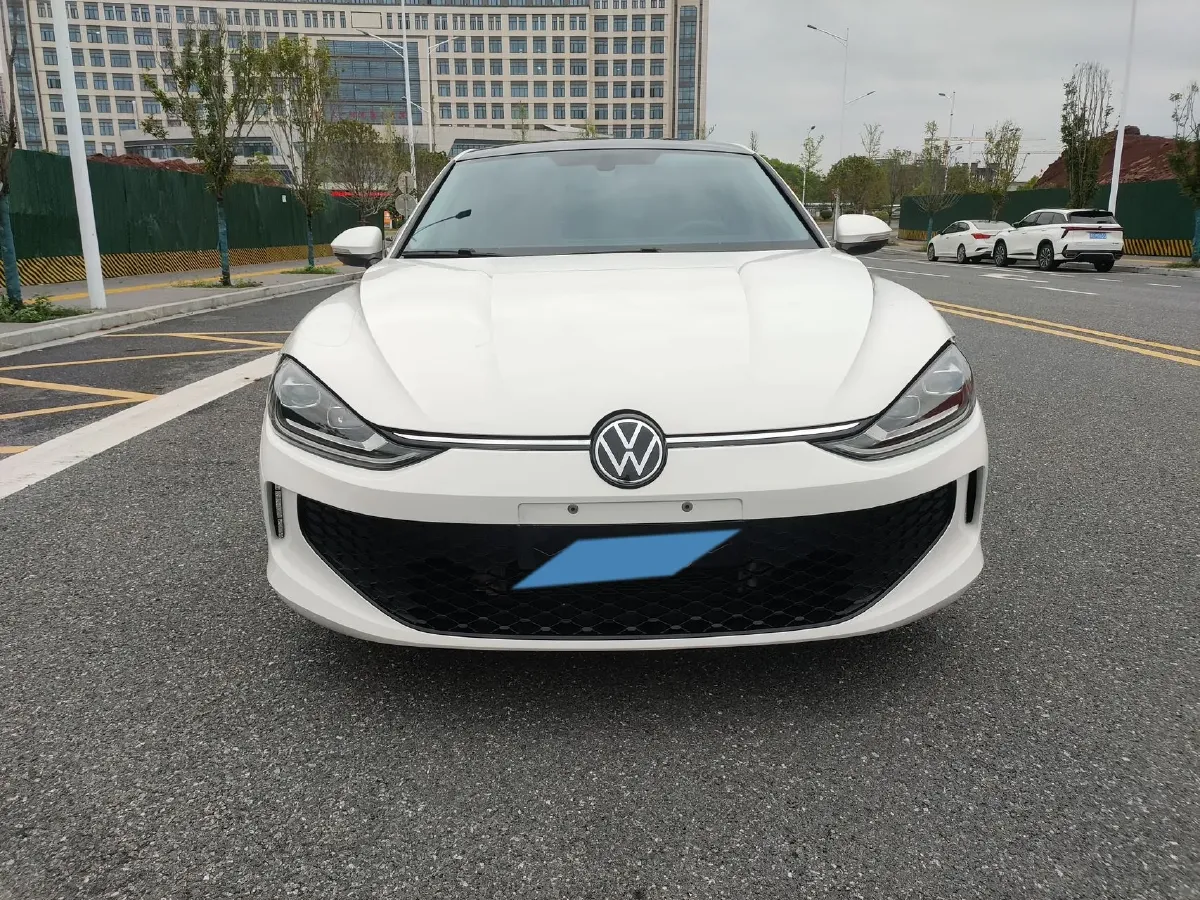 2022 Jetour DASHING i-DM 1.5T 156HP L4 3DHT PHEV 19.27KWH,autocango,china used car exporter,china ev exporter,chinese used car exporter,chinese used ev exporter