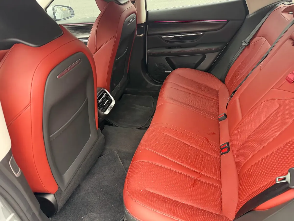 2020 DS 7 1.6T 215HP L4 8AT,autocango,china used car exporter,china ev exporter,chinese used car exporter,chinese used ev exporter