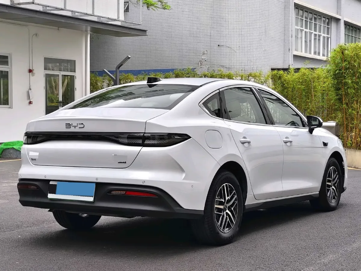 2025 BYD Seal05 DM-i 1.5L 101HP L4 E-CVT PHEV 15.87KWH,autocango,china used car exporter,china ev exporter,chinese used car exporter,chinese used ev exporter