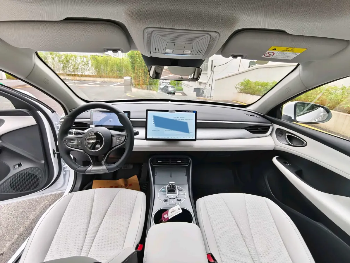 2025 BYD Seal05 DM-i 1.5L 101HP L4 E-CVT PHEV 15.87KWH,autocango,china used car exporter,china ev exporter,chinese used car exporter,chinese used ev exporter