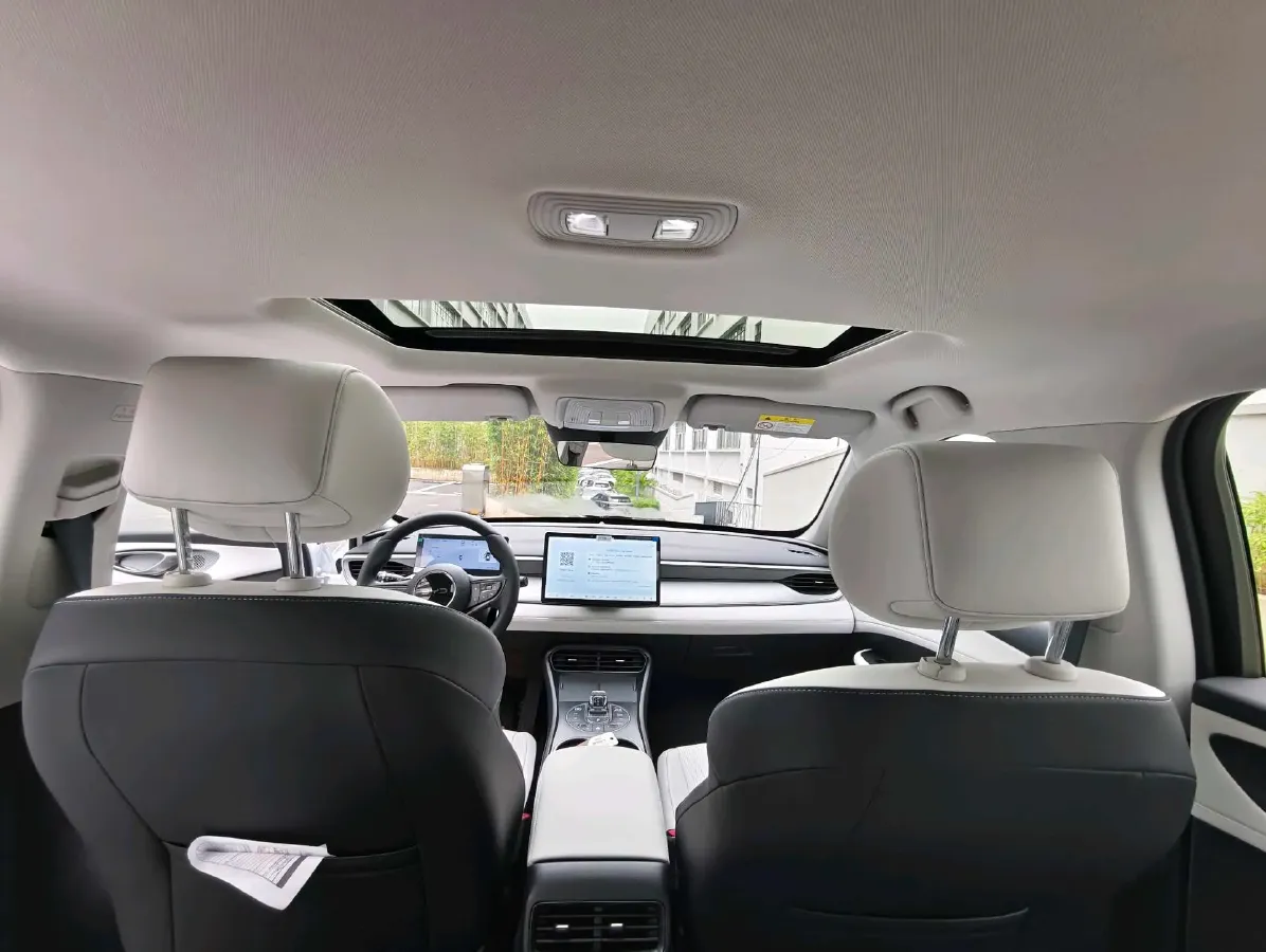 2025 BYD Seal05 DM-i 1.5L 101HP L4 E-CVT PHEV 15.87KWH,autocango,china used car exporter,china ev exporter,chinese used car exporter,chinese used ev exporter