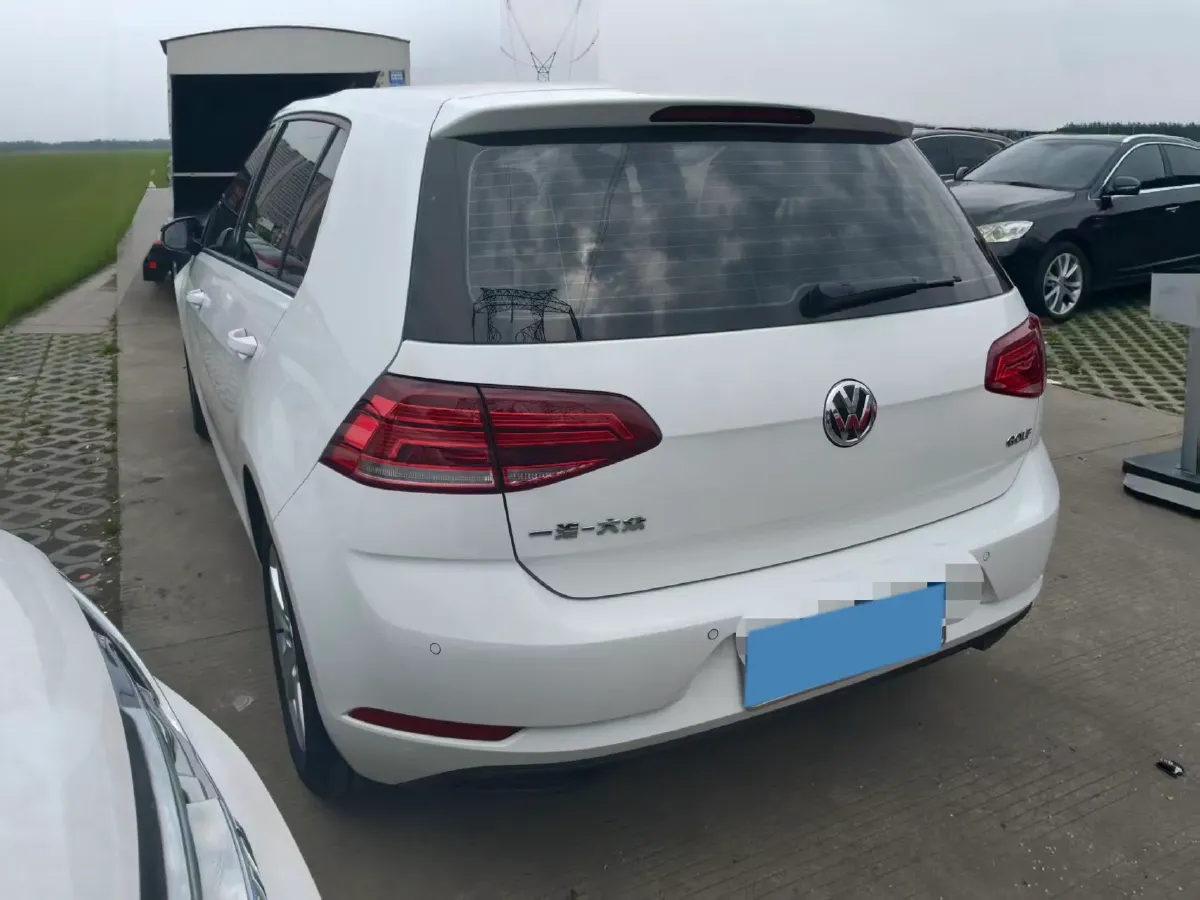 2019 HanTeng V7 1.5T 156HP L4 6AT,autocango,china used car exporter,china ev exporter,chinese used car exporter,chinese used ev exporter