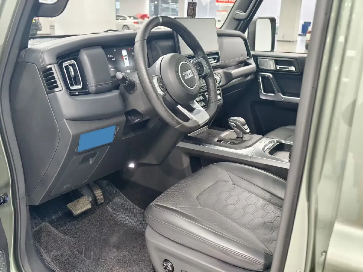 2024 212 212 T01 2.0T 252HP L4 8AT,autocango,china used car exporter,china ev exporter,chinese used car exporter,chinese used ev exporter