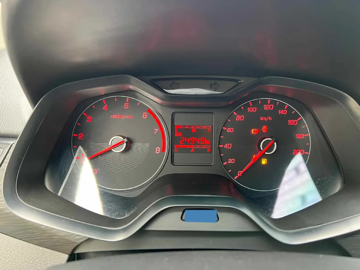 2020 BaoJun 310 1.2L 80HP L4 5MT,autocango,china used car exporter,china ev exporter,chinese used car exporter,chinese used ev exporter